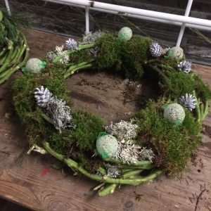 Workshop - kerstkransen maken van tomatenstelen 8-12-25